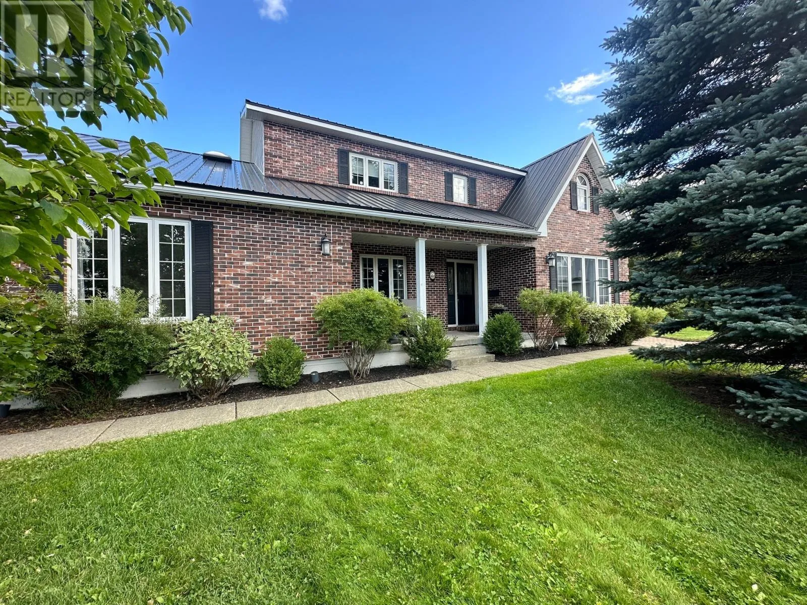 House for rent: 25 Dawe Crescent, Grand Falls-Windsor, Newfoundland & Labrador A2A 2W1