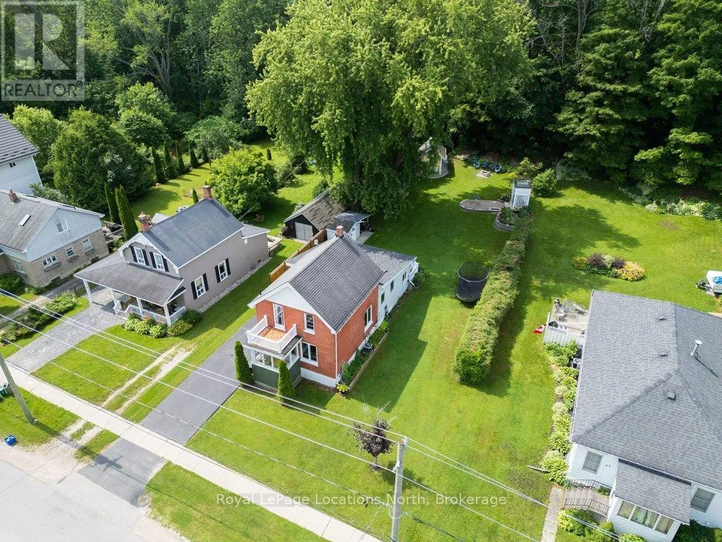 House for rent: 25 Edwin Street W, Meaford, Ontario N4L 1E4