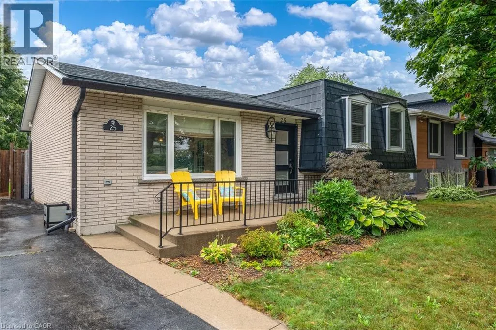 House for rent: 25 Glenvale Drive, Hamilton, Ontario L9C 2X5