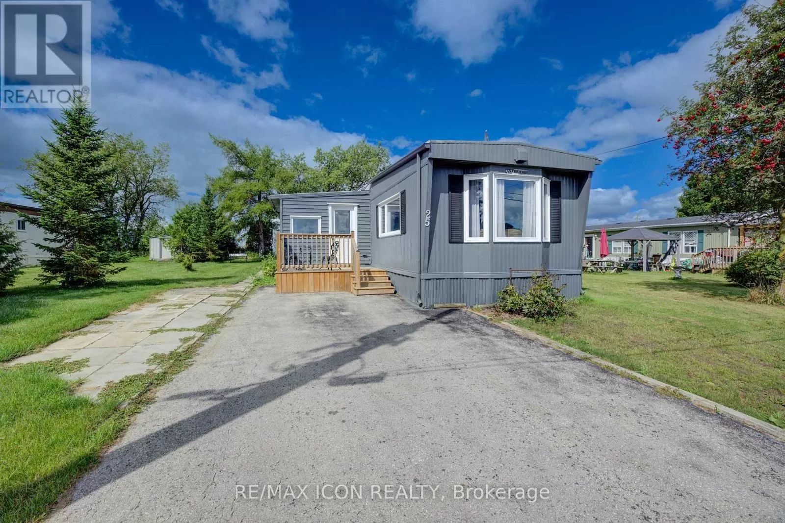 Mobile Home for rent: 25 Grand Vista Crescent, Wellington North, Ontario N0G 2L0