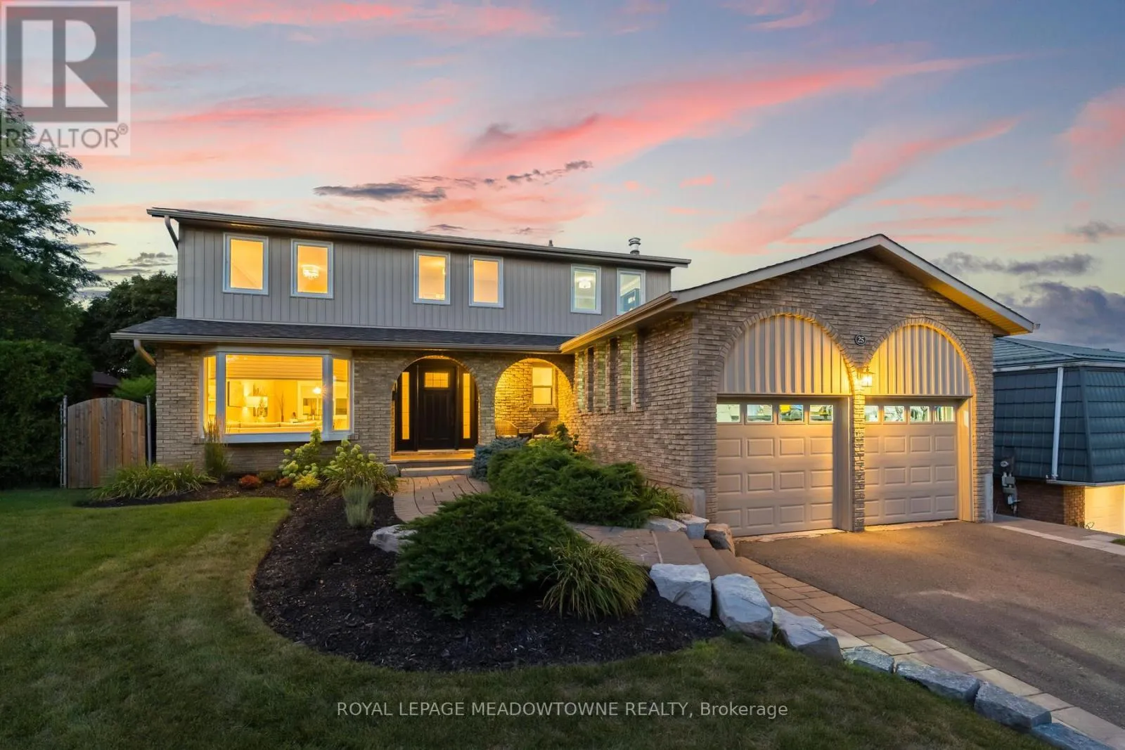 House for rent: 25 Hillside Drive, Halton Hills, Ontario L7G 4W2