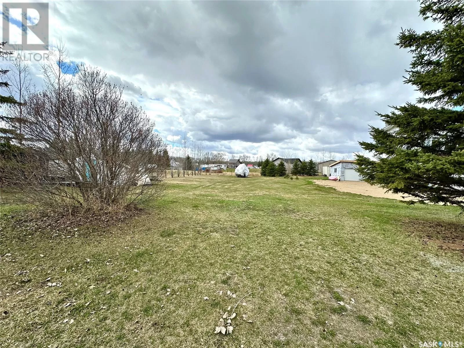 Unknown for rent: 25 Iroquois Lake Drive, Iroquois Lake, Saskatchewan S0J 1M0