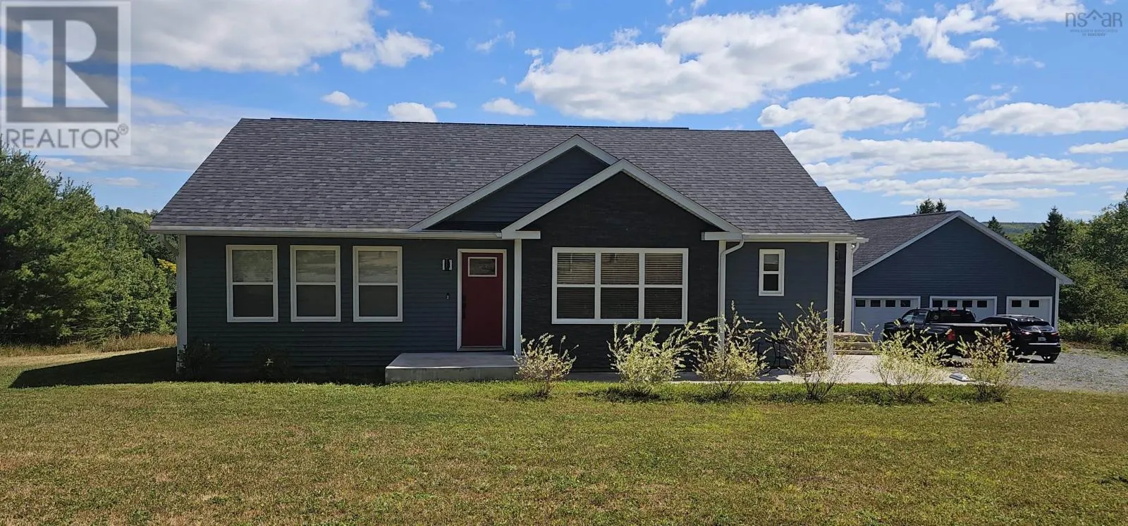 House for rent: 25 Lakewood Drive, Brooklyn, Nova Scotia B0N 2A0