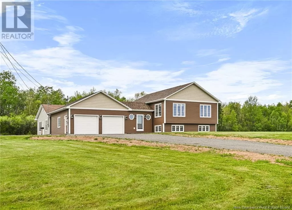 House for rent: 25 Leger Crescent, Saint-GrA(C)goire, New Brunswick E4V 2N7