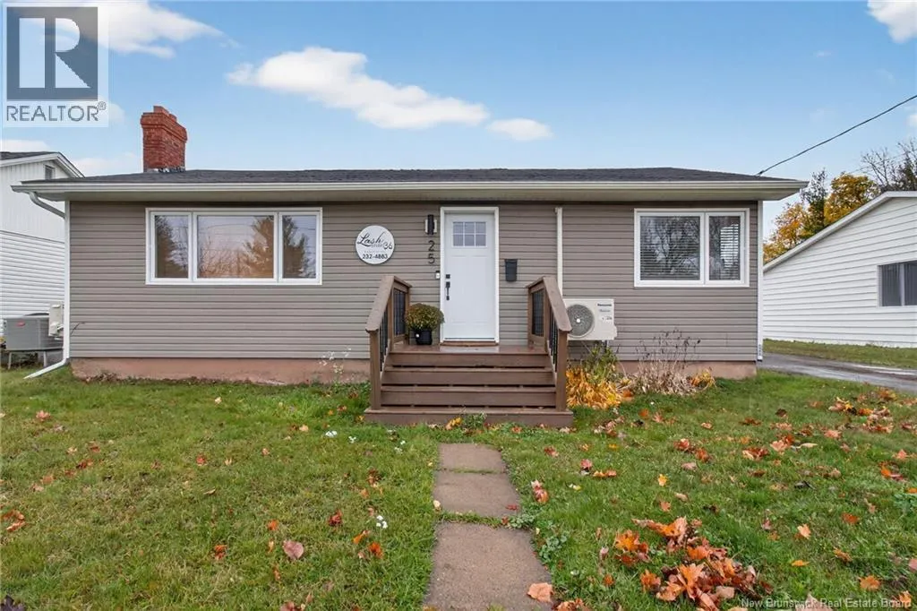 25 Lynwood, Moncton, New Brunswick E1A 3Z6