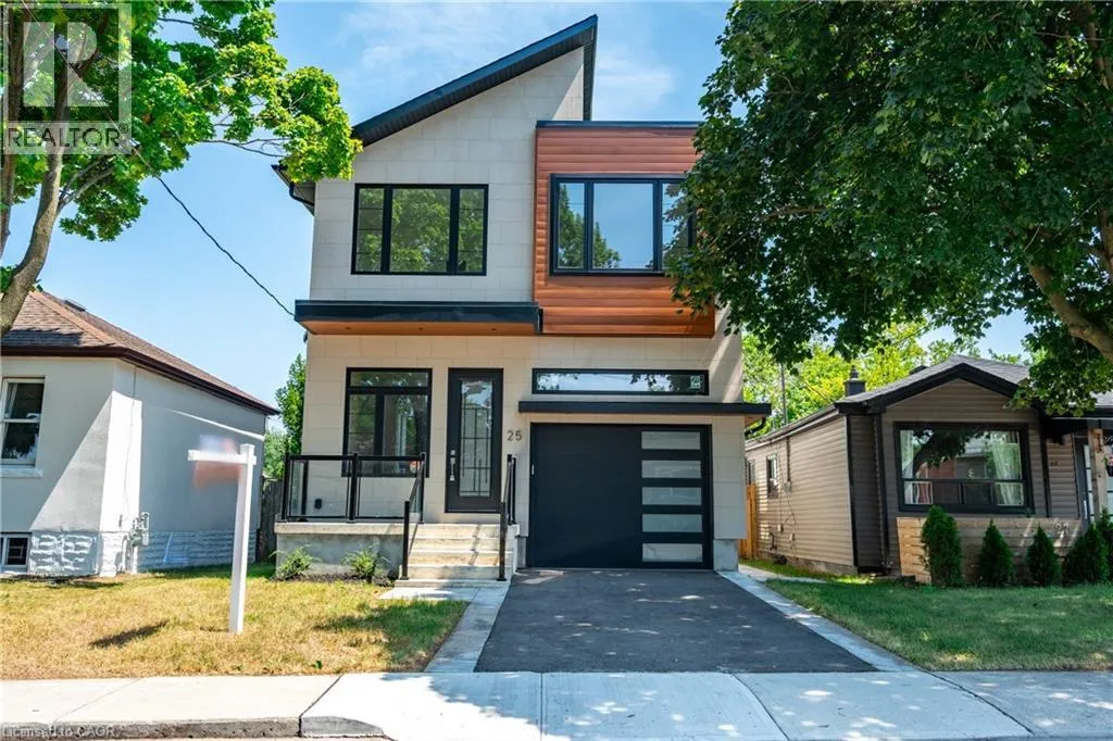 House for rent: 25 Shadyside Avenue Unit# A, Hamilton, Ontario L8V 3E2