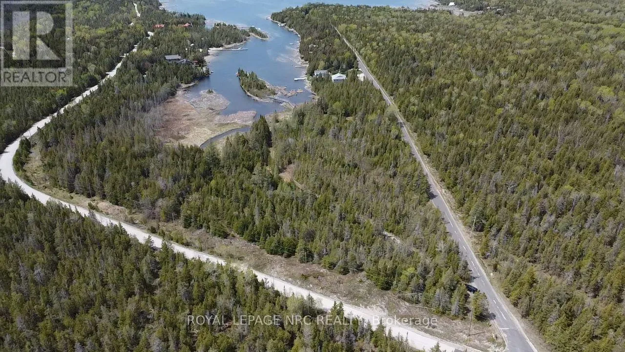 25 Simpson Avenue, Northern Bruce Peninsula, Ontario N0H 2R0