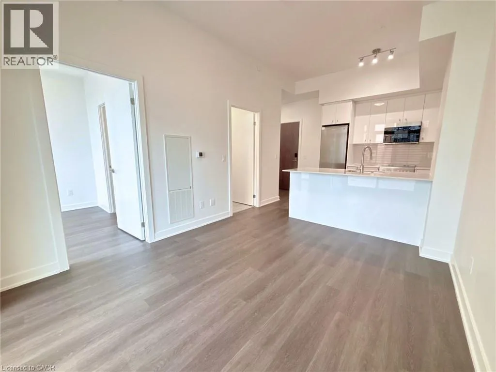 Apartment for rent: 25 Wellington Street S Unit# 402, Kitchener, Ontario N2G 0G5