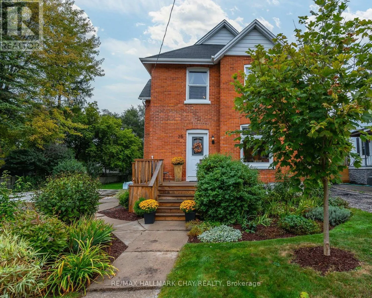 House for rent: 25 William Street, Barrie, Ontario L4N 3J4