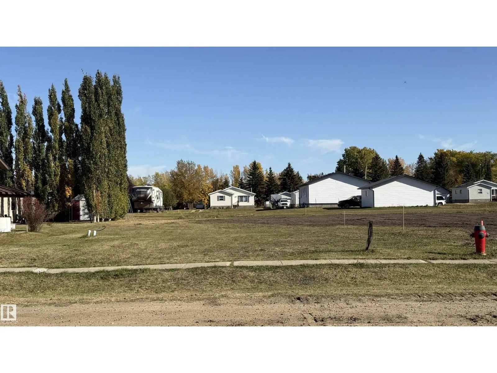 No Building for rent: 25 Woodbend, Warburg, Alberta T0C 2T0