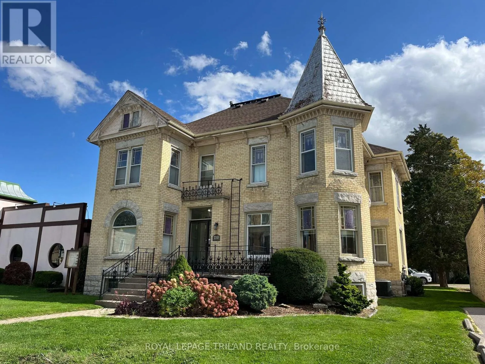 250 Main Street, North Middlesex, Ontario N0M 2K0