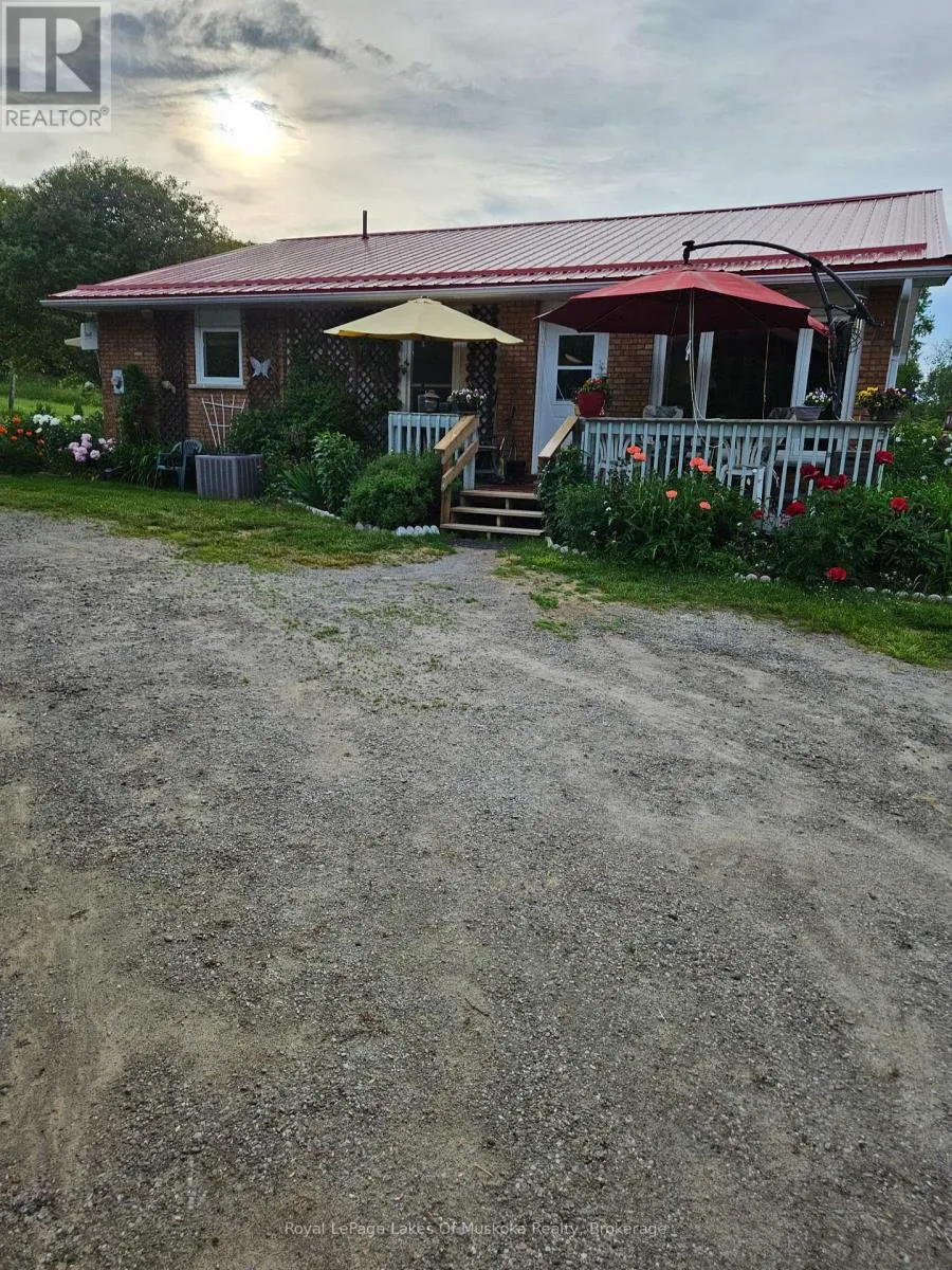 House for rent: 250 Stephenson 12 Road W, Huntsville, Ontario P0B 1M0