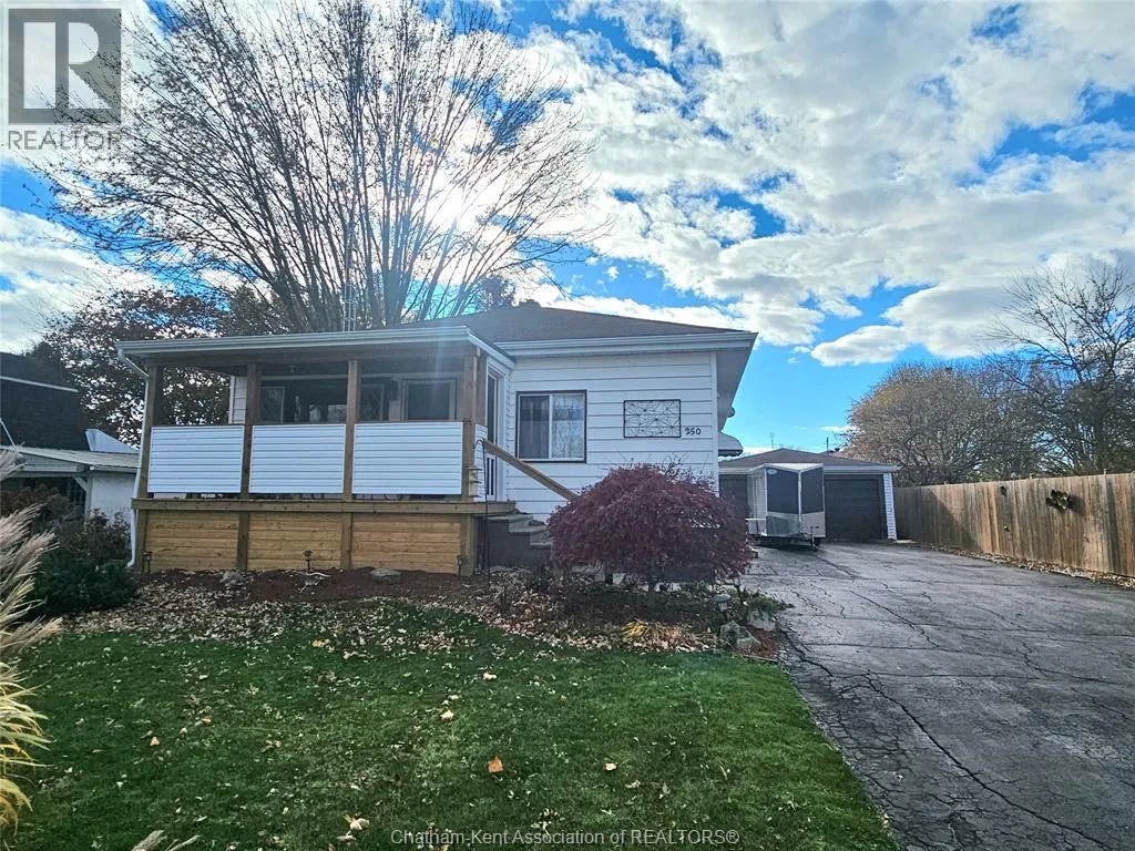 House for rent: 250 Woods Street, Chatham, Ontario N7L 3R5