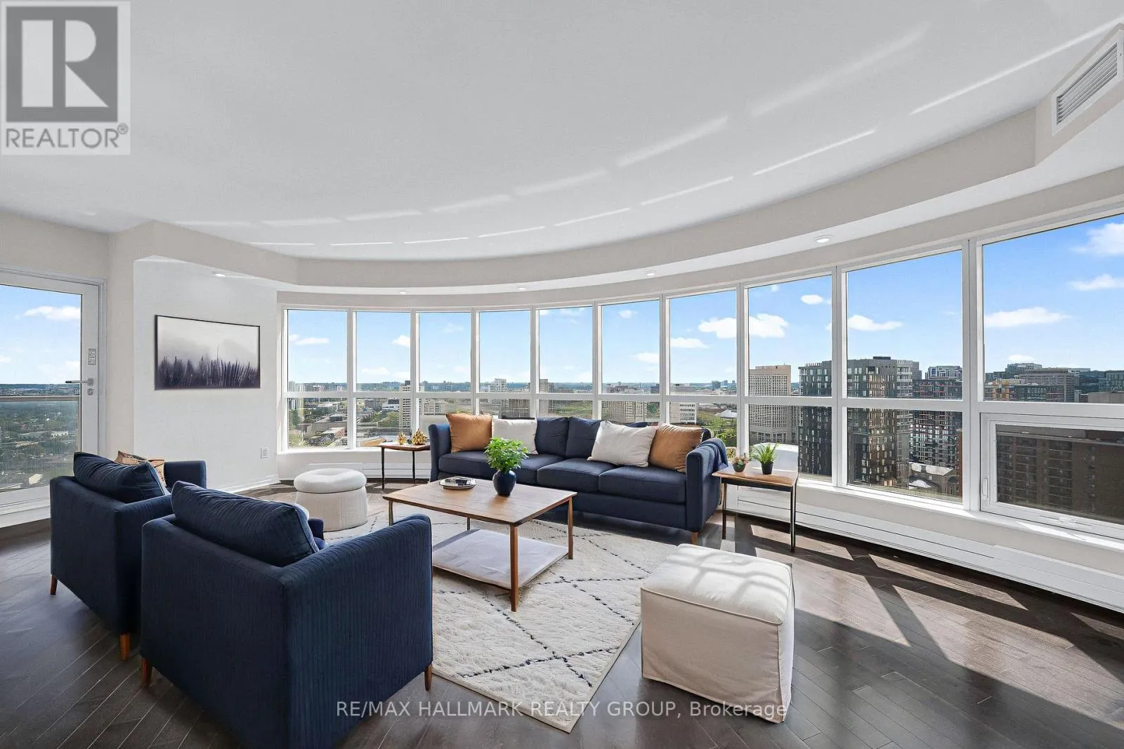 Apartment for rent: 2501 - 195 Besserer Street, Ottawa, Ontario K1N 0B6