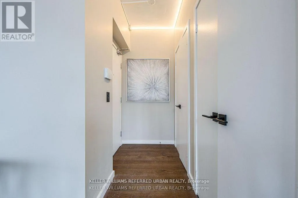 Apartment for rent: 2501 - 218 Queens Quay W, Toronto, Ontario M5J 2Y6