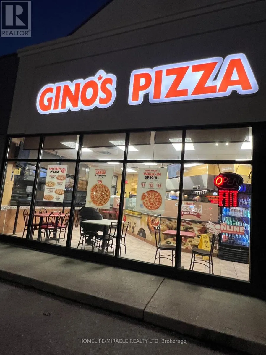 2501 Hampshire Gate, Oakville, Ontario L6H 6C8