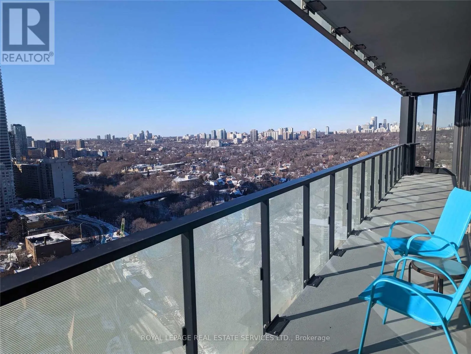 Apartment for rent: 2502 - 575 Bloor Street E, Toronto, Ontario M4W 0B2