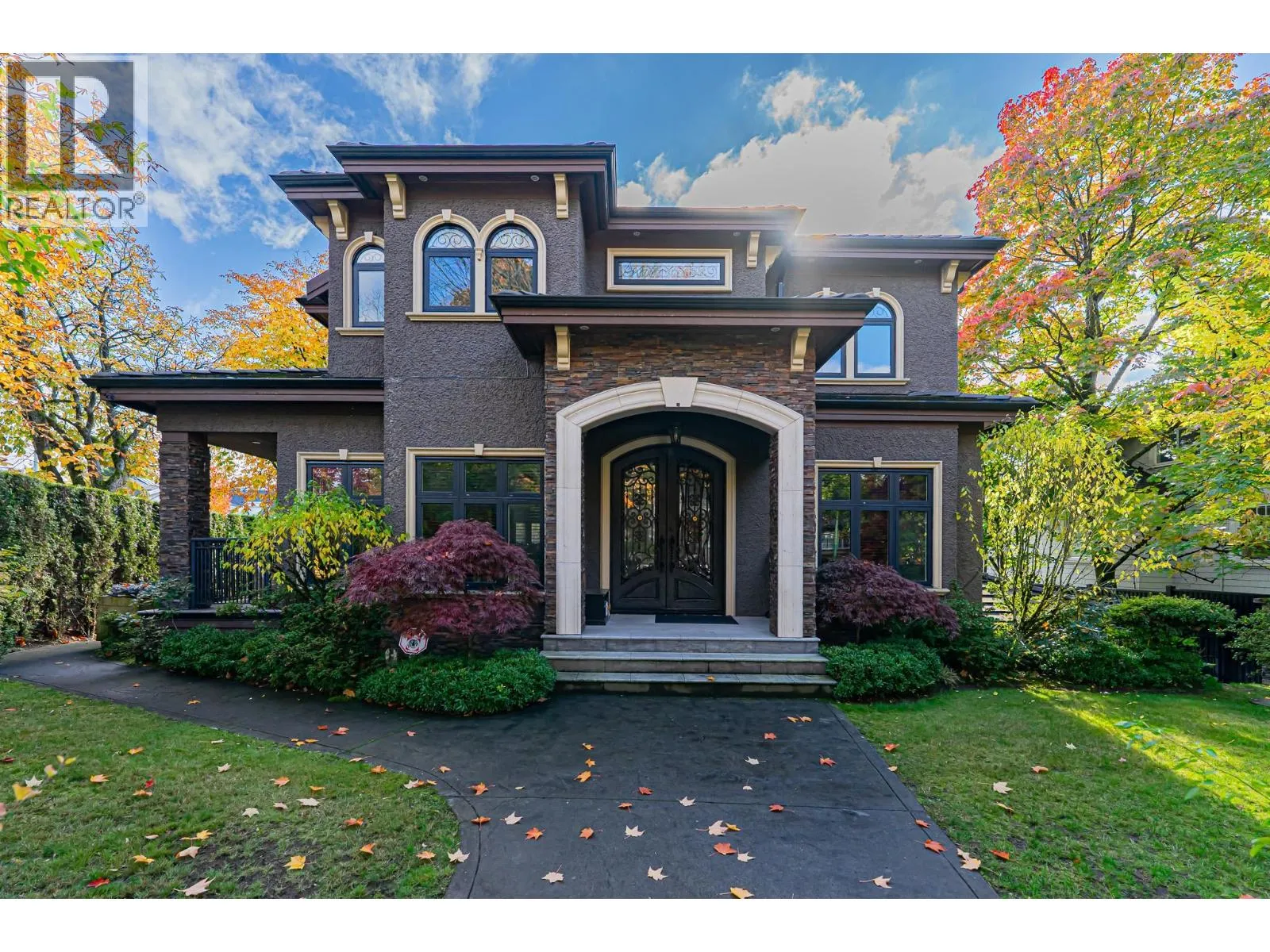 House for rent: 2502 W 36th Avenue, Vancouver, British Columbia V6N 2P5