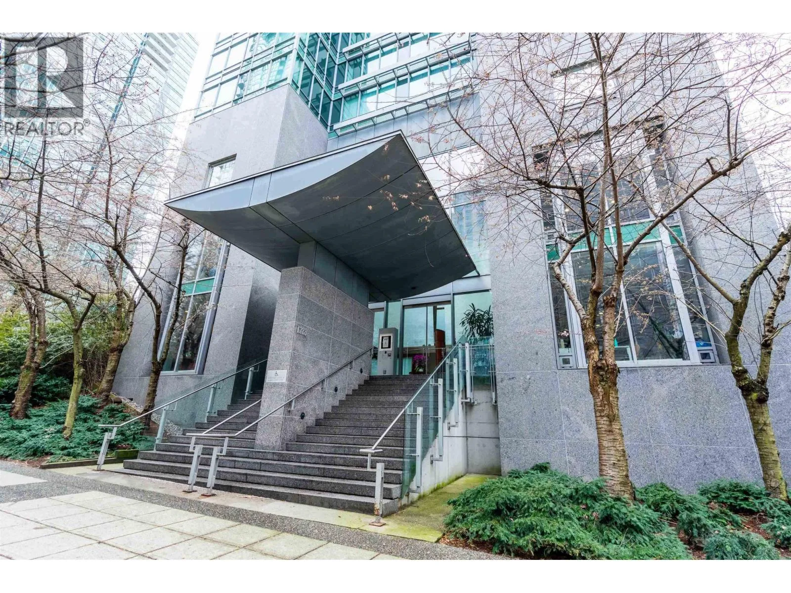 Apartment for rent: 2504 1288 W Georgia Street, Vancouver, British Columbia V6E 4R3