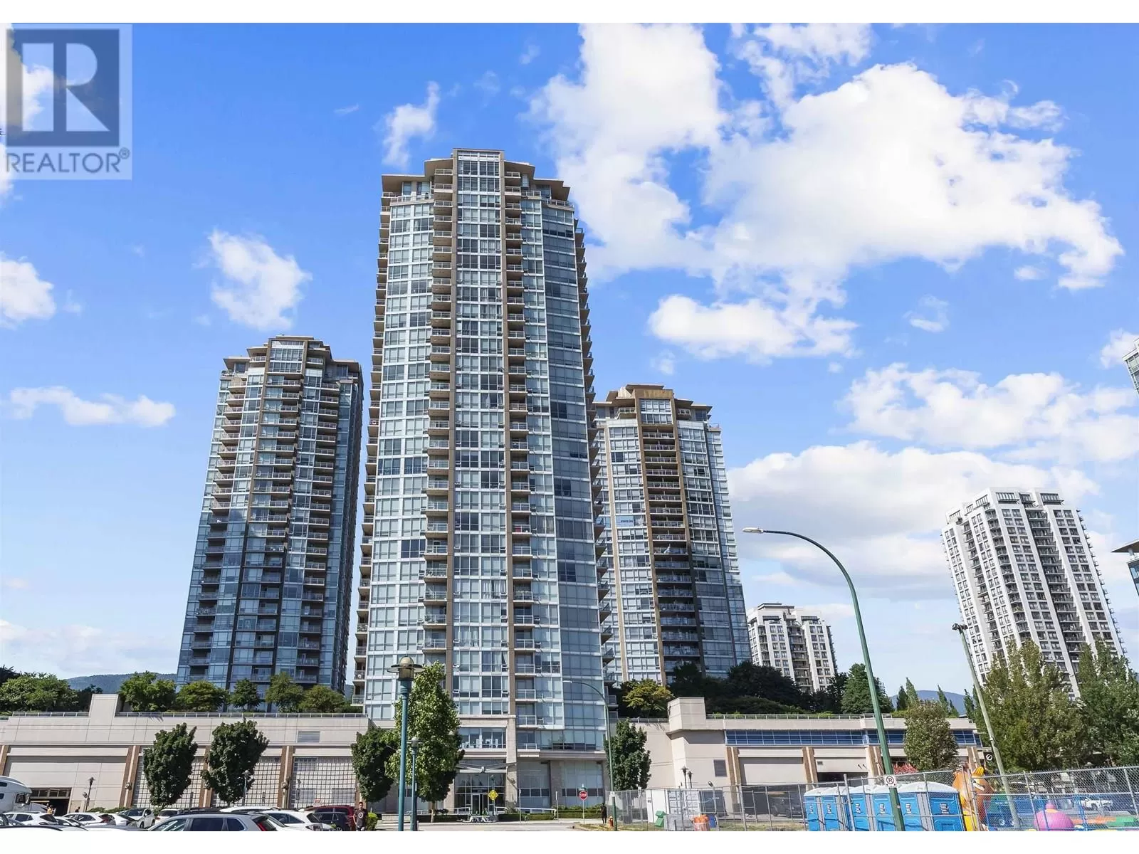 Apartment for rent: 2506 2975 Atlantic Avenue, Coquitlam, British Columbia V3B 0C5