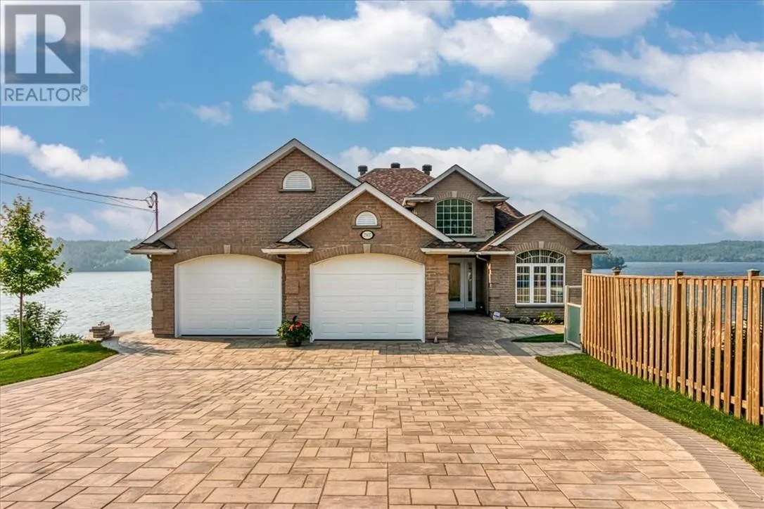 House for rent: 2507 Navanod Road, Sudbury, Ontario P3B 1A4