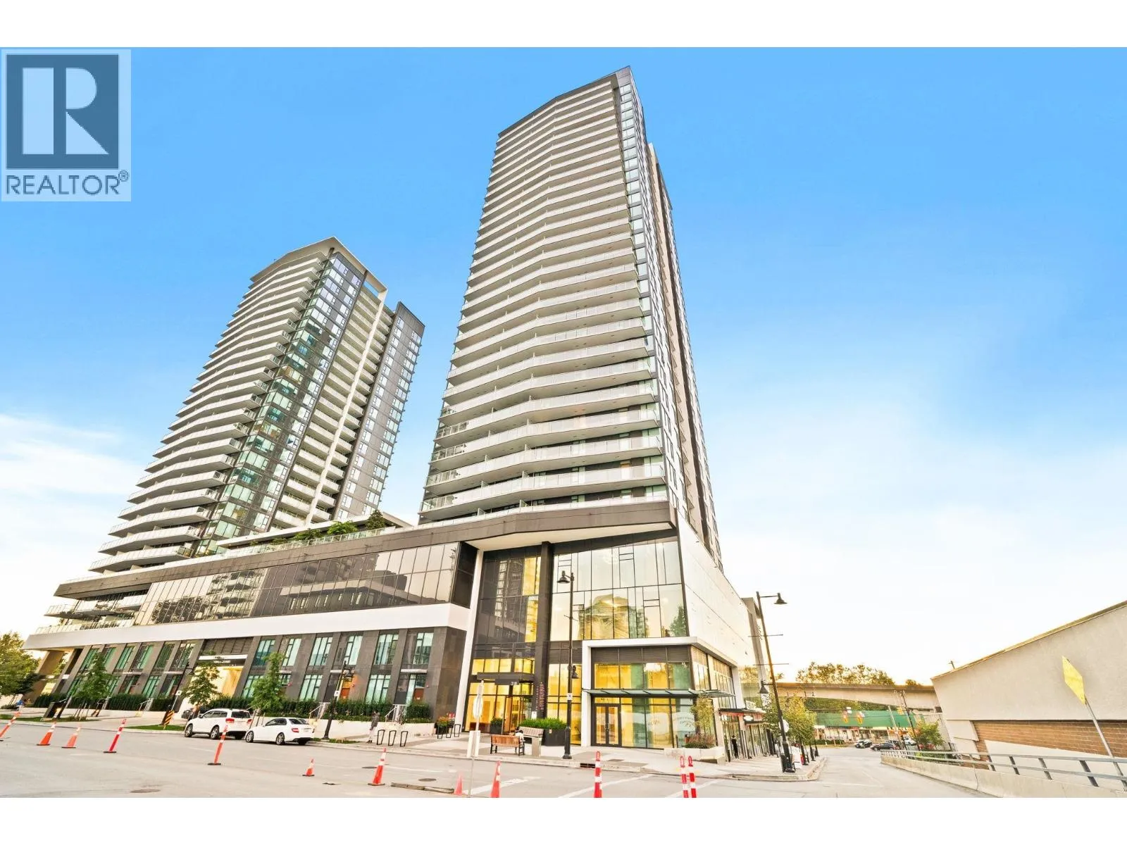 Apartment for rent: 2508 318 Alderson Avenue, Coquitlam, British Columbia V3K 0J1