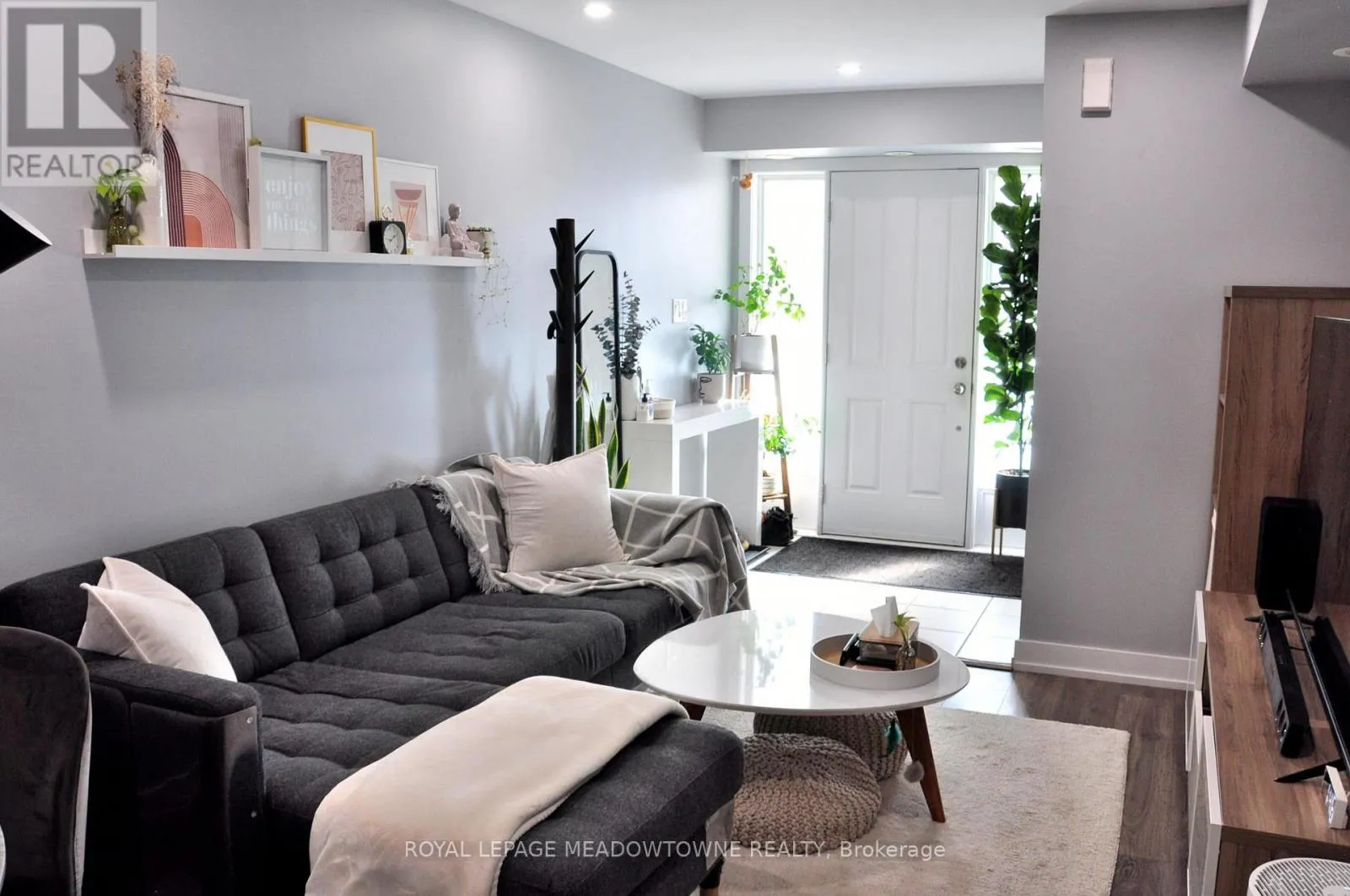 Row / Townhouse for rent: 251 - 60 Parrotta Drive, Toronto, Ontario M9M 0E5