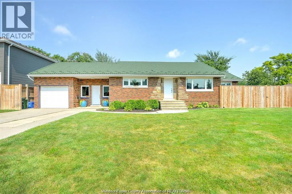 House for rent: 2512 Cadillac, Windsor, Ontario N8W 3Y6