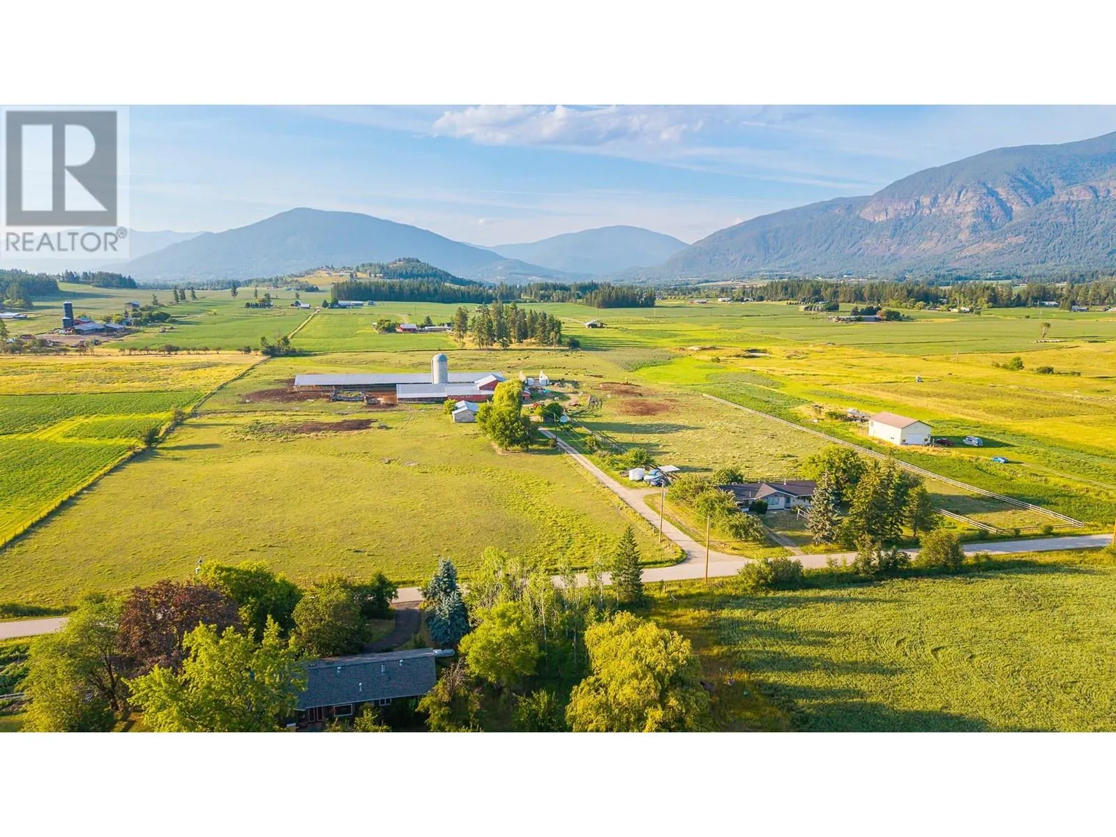 House for rent: 2516 20th Street, Lister, British Columbia V0B 1G2