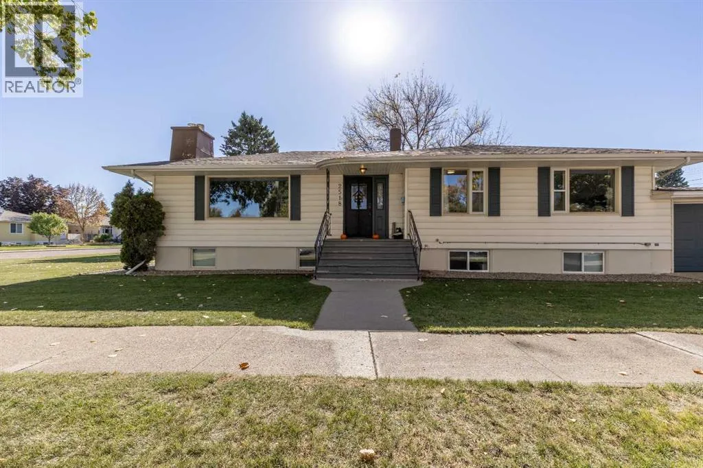 House for rent: 2518 5 Avenue S, Lethbridge, Alberta T1J 0X5