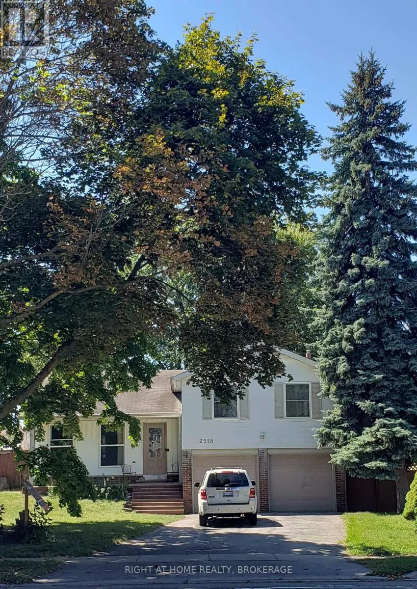 House for rent: 2518 Fifth Line Line W, Mississauga, Ontario L5K 1W2