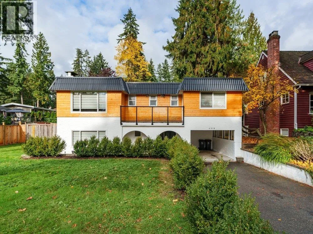 House for rent: 2518 Swinburne Avenue, North Vancouver, British Columbia V7H 1L5