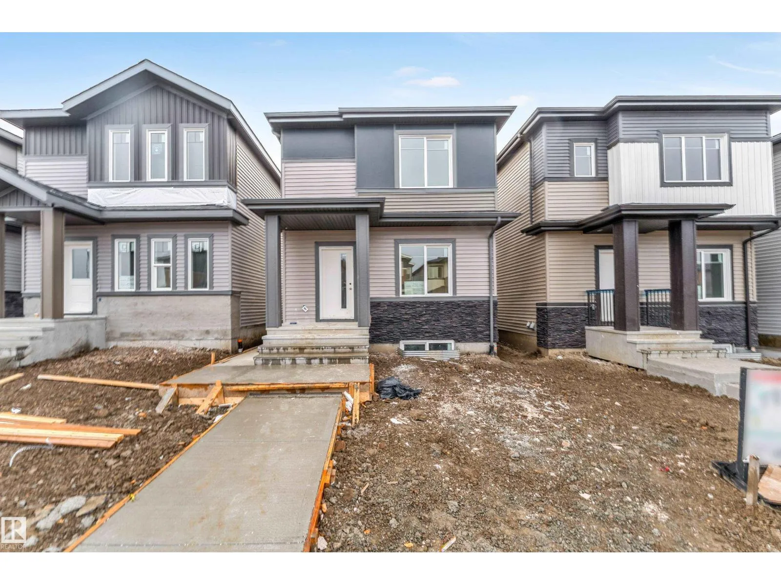 House for rent: 252 24 St Nw, Edmonton, Alberta T6X 3J1