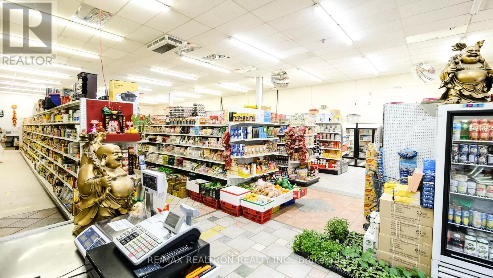 252 Silvercreek Parkway N, Guelph, Ontario N1H 1E7