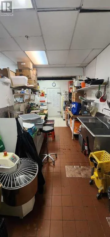 Retail for rent: 25,26,27,33, 132 3 Avenue Se, Calgary, Alberta T2G 0B6