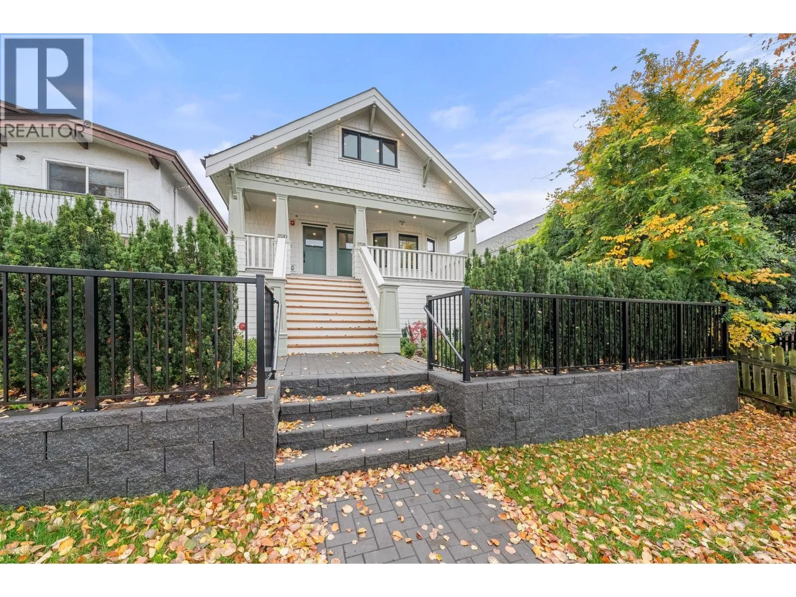 Duplex for rent: 2528 Mcgill Street, Vancouver, British Columbia V5K 1H1