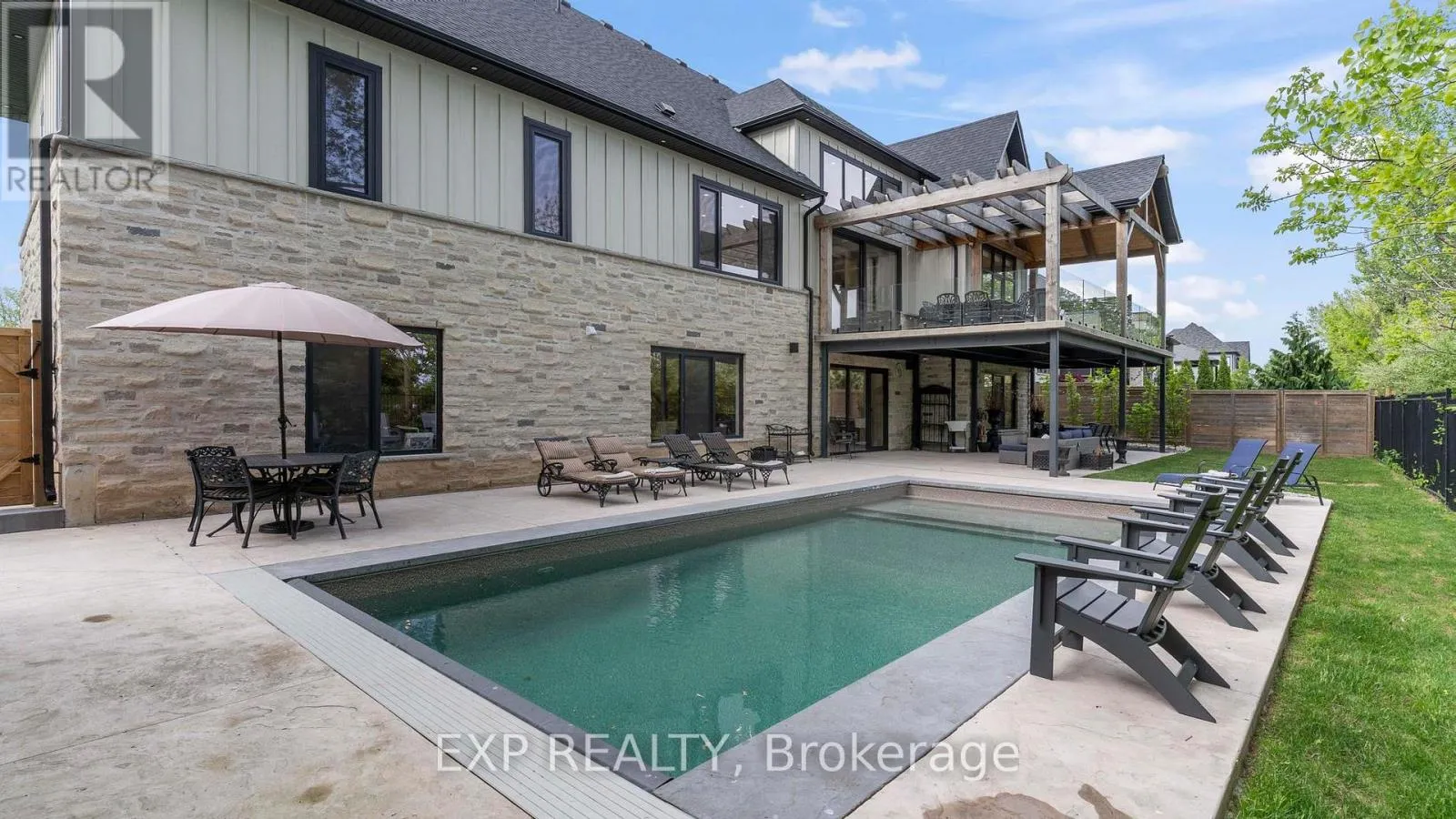 253 - 9861 Glendon Drive, Middlesex Centre, Ontario N0L 1R0