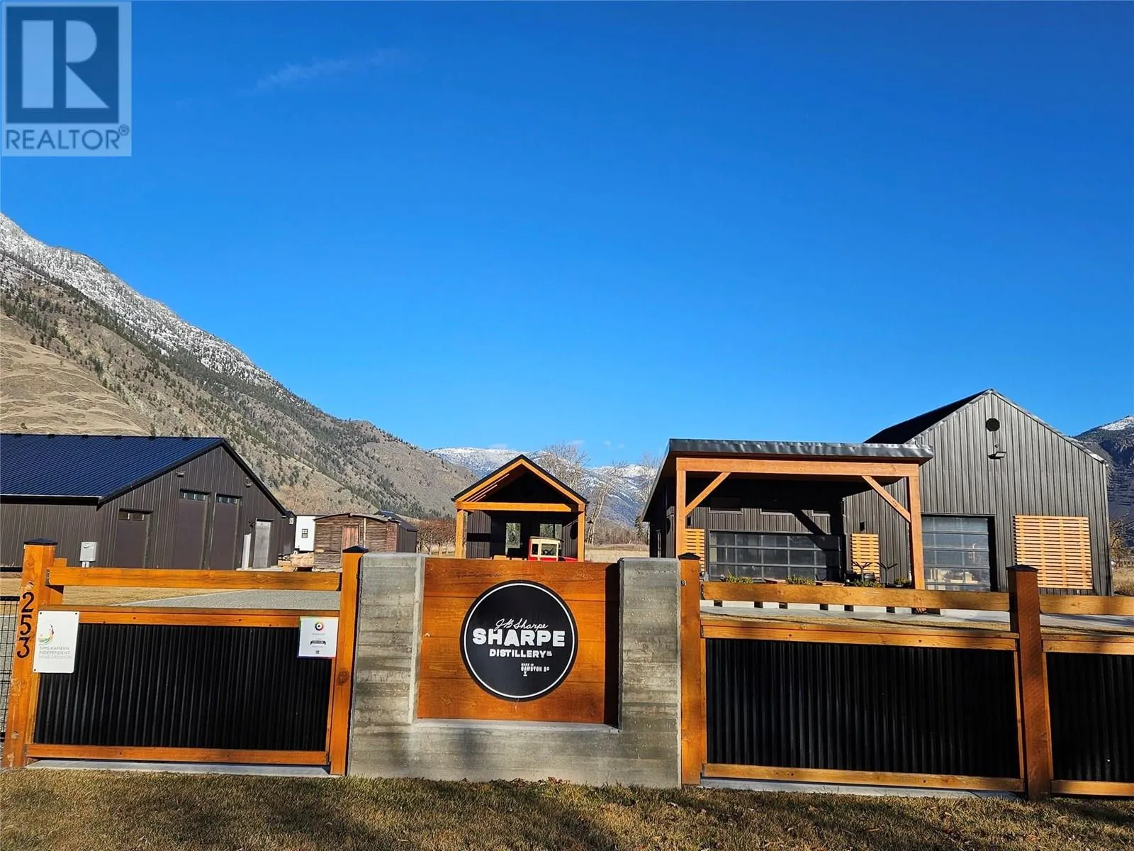 Other for rent: 253 Beecroft River Road, Cawston, British Columbia V0X 1C1