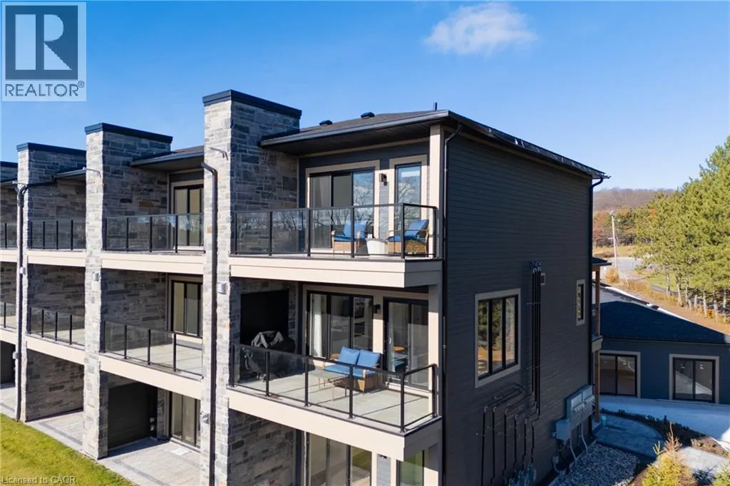 Apartment for rent: 253 Crescent Bay Lane Unit# 206, Huntsville, Ontario P1H 1B9