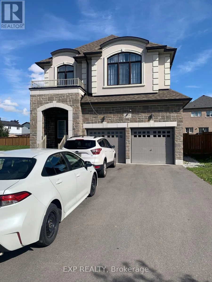 House for rent: 253 Fleetwood Drive, Oshawa, Ontario L1K 3E8