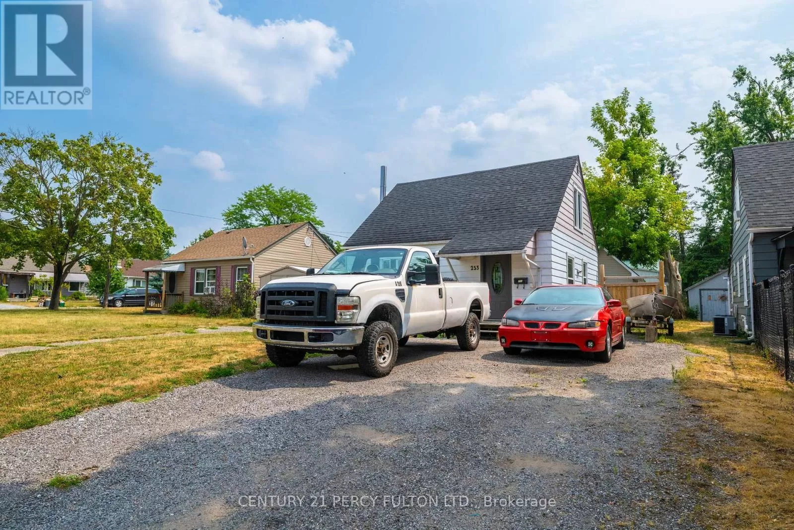 House for rent: 253 Princess Elizabeth Crescent, Kawartha Lakes, Ontario K9V 1P2