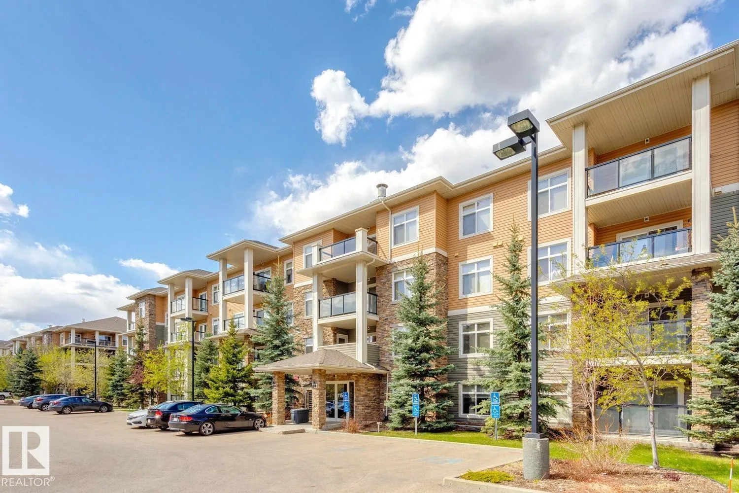 Apartment for rent: #254 11517 Ellerslie Rd Sw, Edmonton, Alberta T6W 2A9