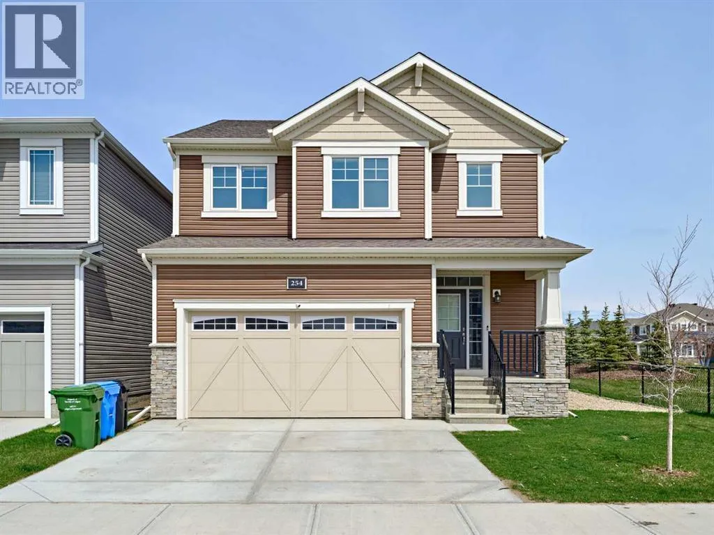 House for rent: 254 Carringham Road Nw, Calgary, Alberta T3P 1V2