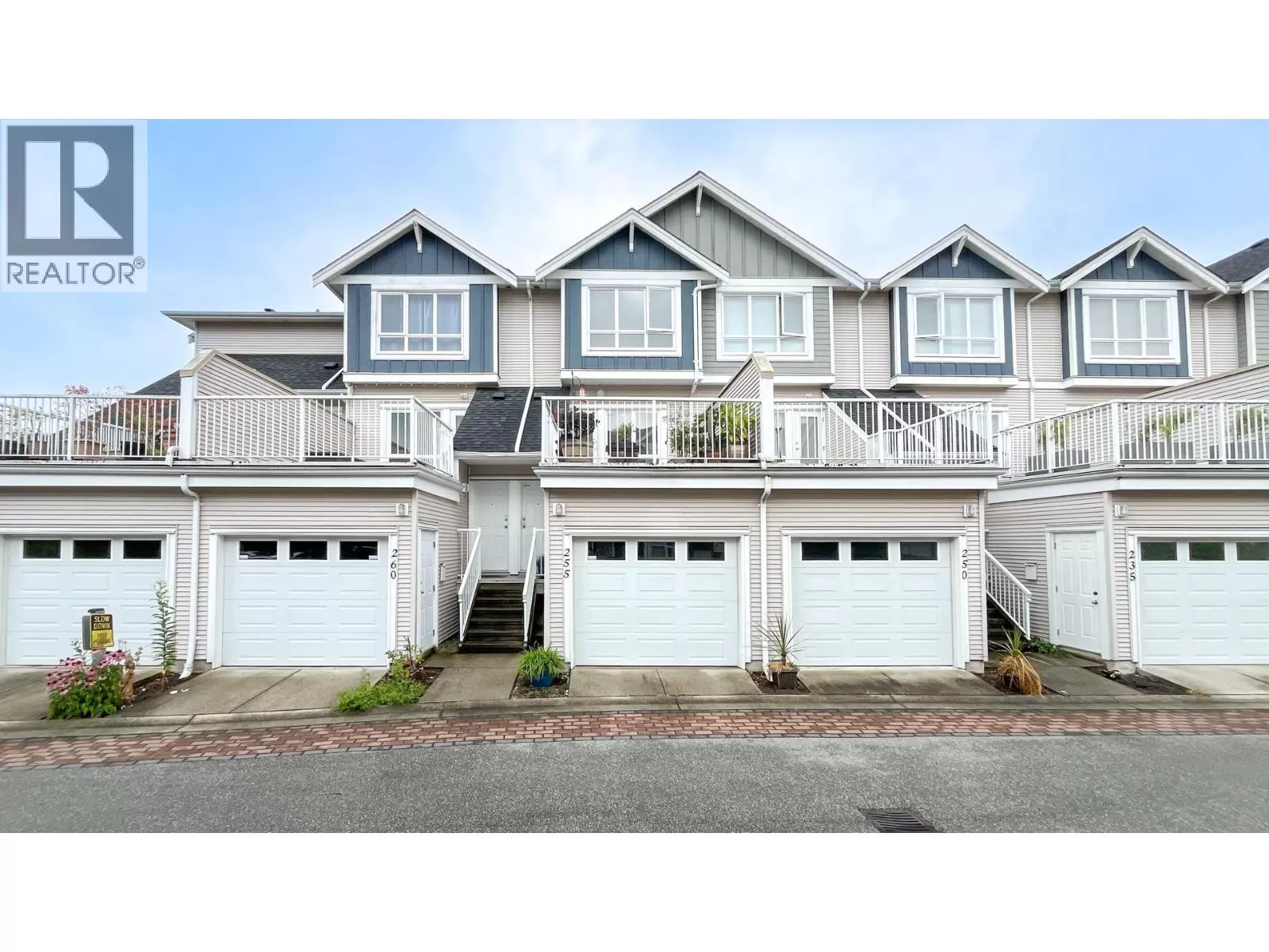 Row / Townhouse for rent: 255 13020 No. 2 Road, Richmond, British Columbia V7E 6S3