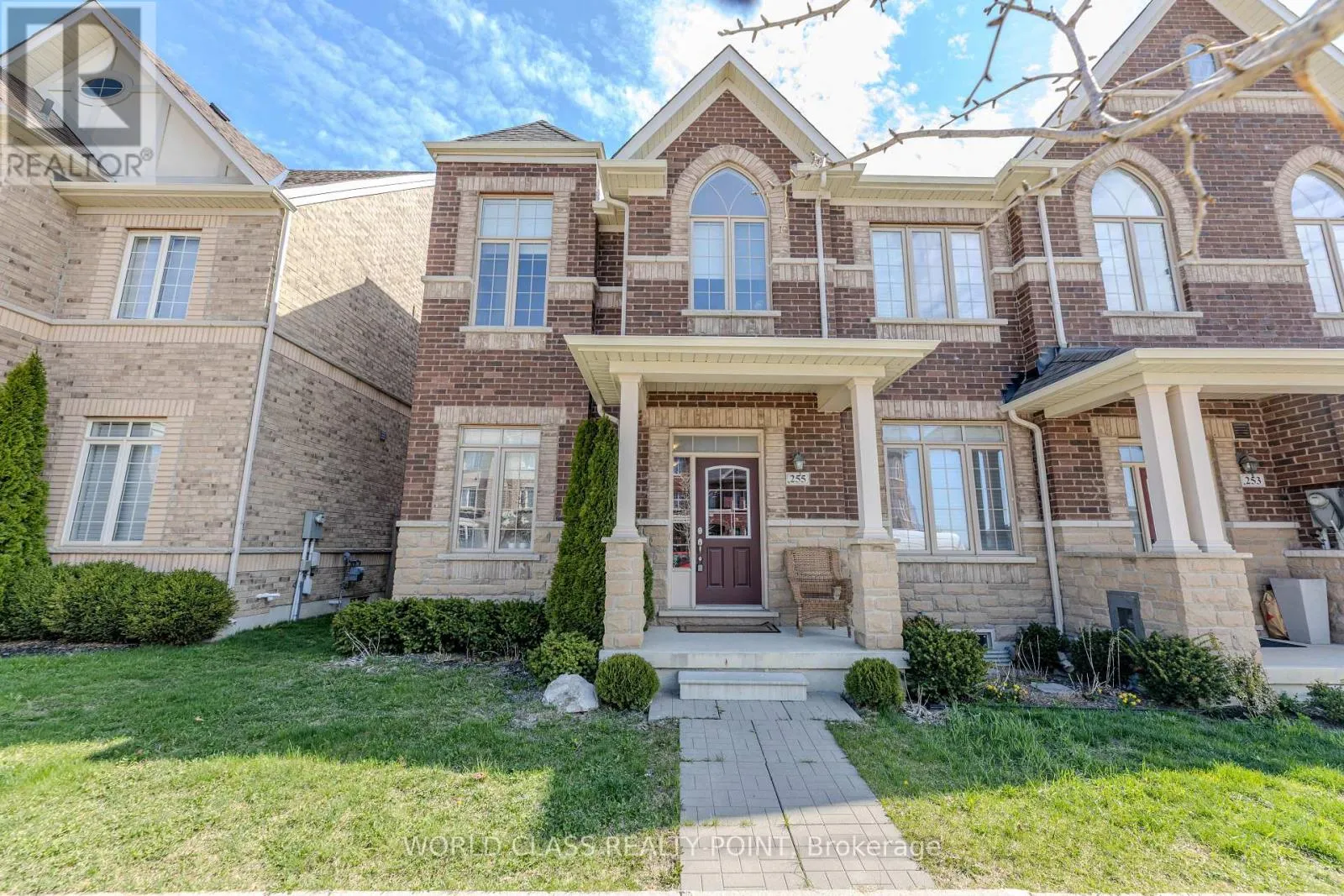 Other for rent: 255 Barons Street, Vaughan, Ontario L4H 3Z3