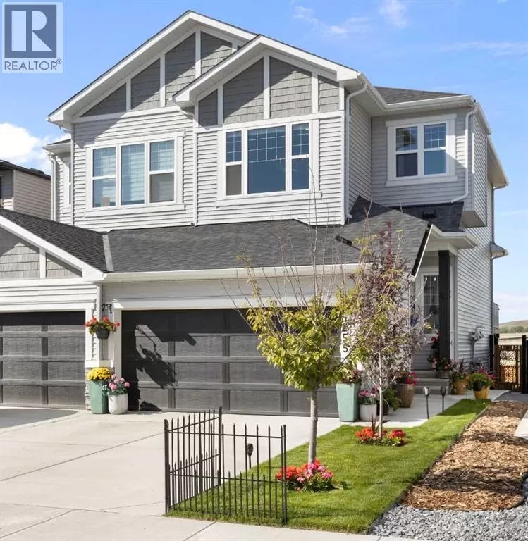 Duplex for rent: 255 Heritage Heights, Cochrane, Alberta T4C 3A7