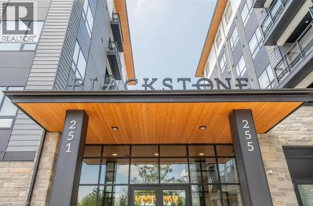 Apartment for rent: 255 Northfield Drive E Unit# 513, Waterloo, Ontario N2K 0G5