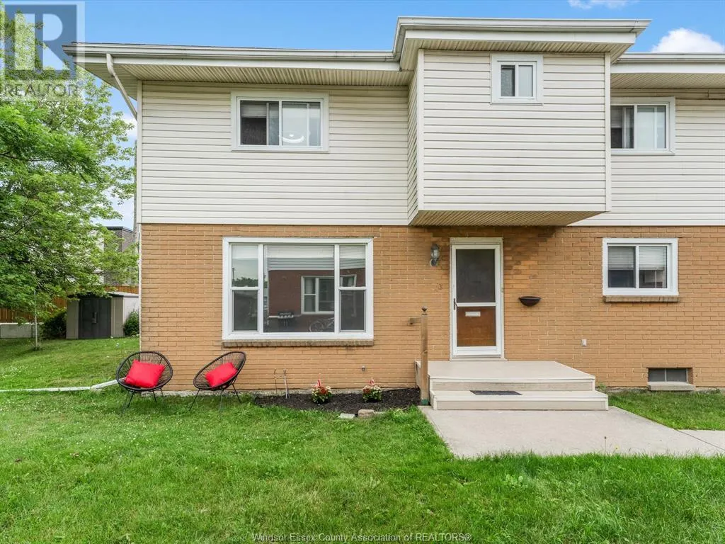 Apartment for rent: 255 Talbot Street N Unit# 5, Essex, Ontario N8M 2E2