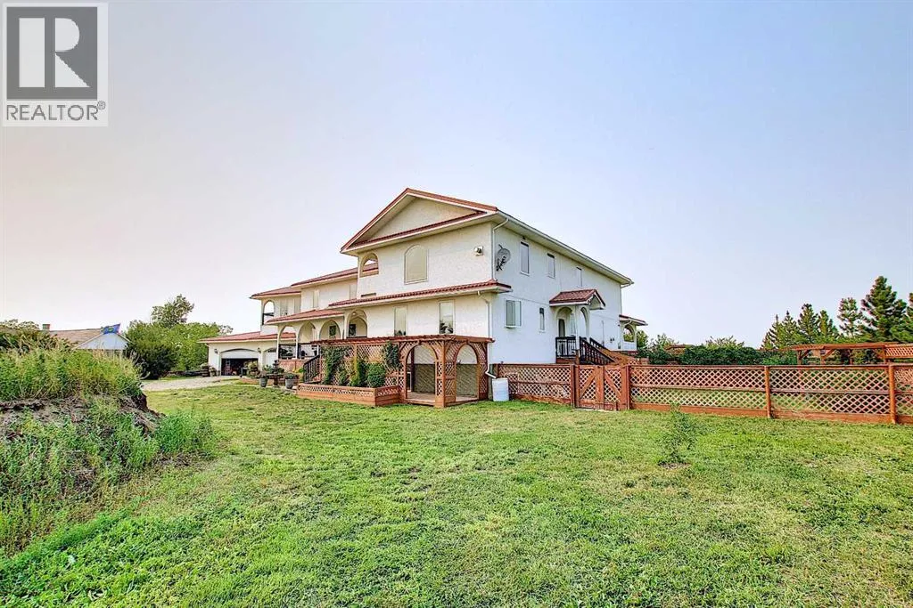 House for rent: 255046 Township Road 250, Rural Wheatland County, Alberta T1P 0K6