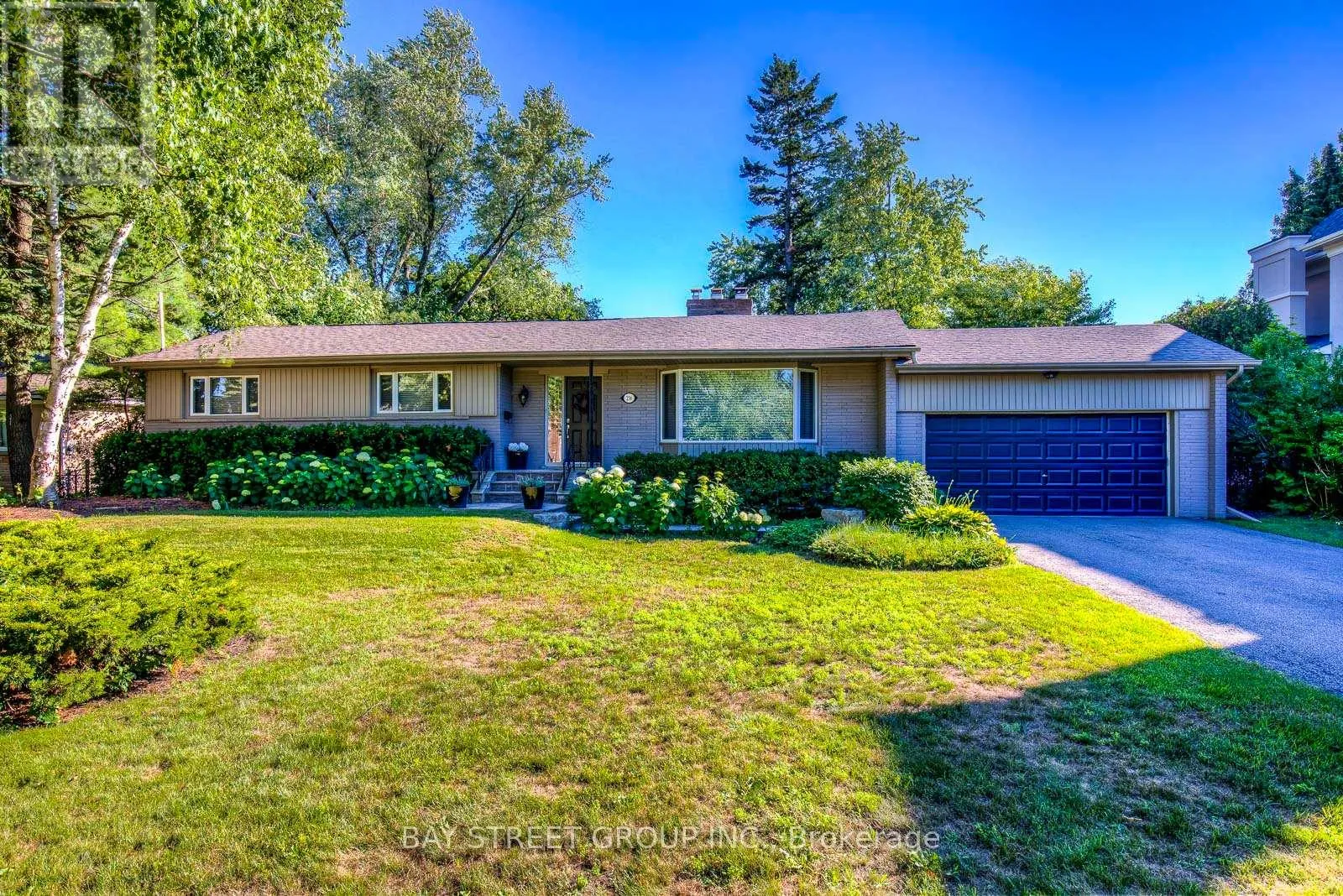 House for rent: 256 Eastcourt Road, Oakville, Ontario L6J 4Y4